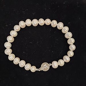 Helzberg pearl braclet